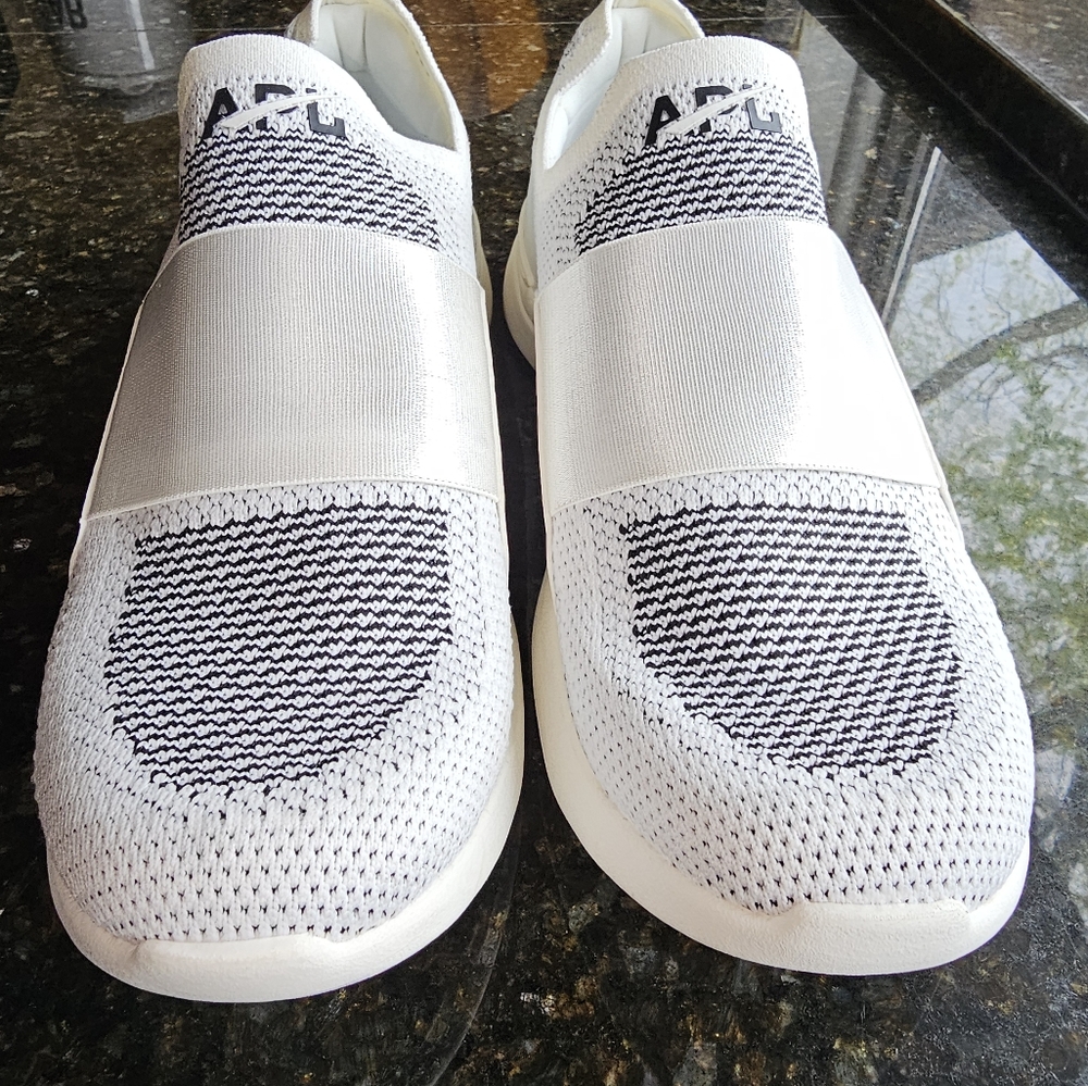 APL TechLoom Bliss Knit Men Running Shoe Sz 8.5 - Picture 10 of 13